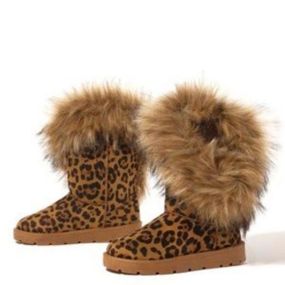 Asymmetrical Faux Fur Pull On Boots in Leopard - Picture 3 of 9